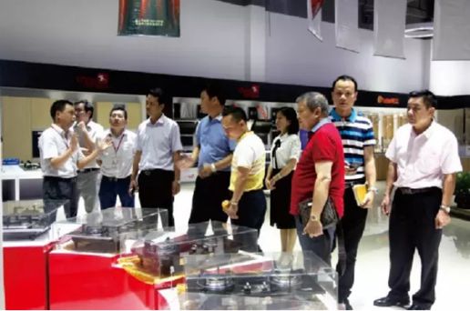 超人煙機新品上市，智能爆炒成熱點