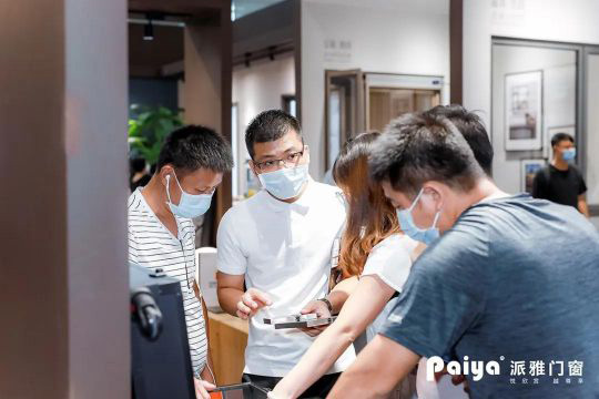 人氣爆棚超震撼!!派雅門窗攜“至臻新品”驚艷建博會(huì)! 人氣爆棚超震撼!!派雅門窗攜“至臻新品”驚艷建博會(huì)!