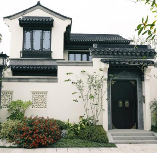 保證生活品質(zhì)，如何選擇自己滿意的復(fù)古鋁合金門窗