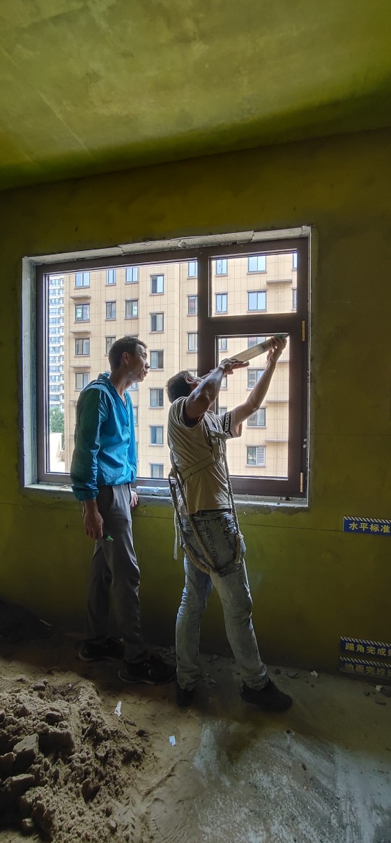 洛陽(yáng)門(mén)窗，制作加工廠和定制安裝，這是三種不同的門(mén)窗部門(mén)